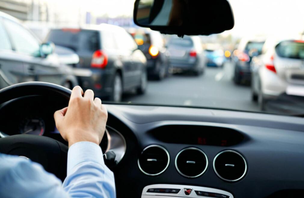 2025年上海考B2驾照怎么操作